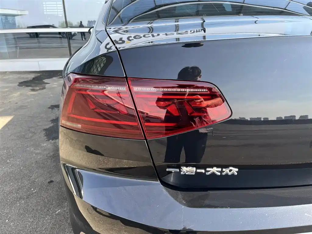 Volkswagen Volkswagen Magotan 2023 2 Million Commemorative Edition 330TSI DSG Luxury 2023 - thumbnail 7