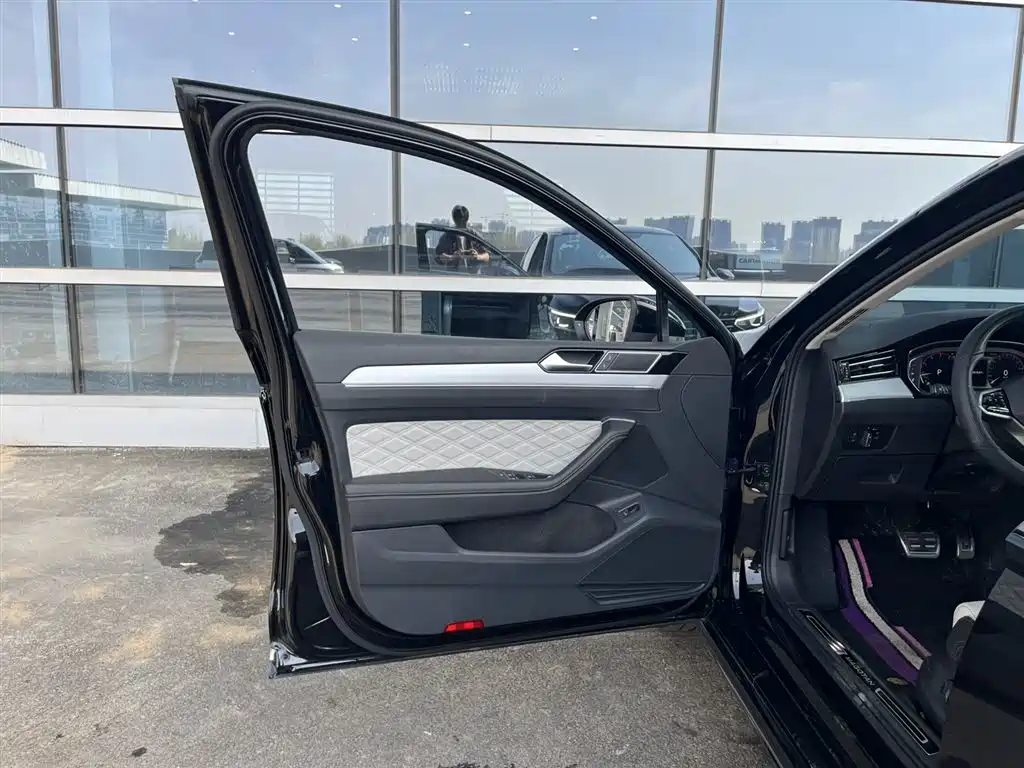 Volkswagen Volkswagen Magotan 2023 2 Million Commemorative Edition 330TSI DSG Luxury 2023 - thumbnail 13