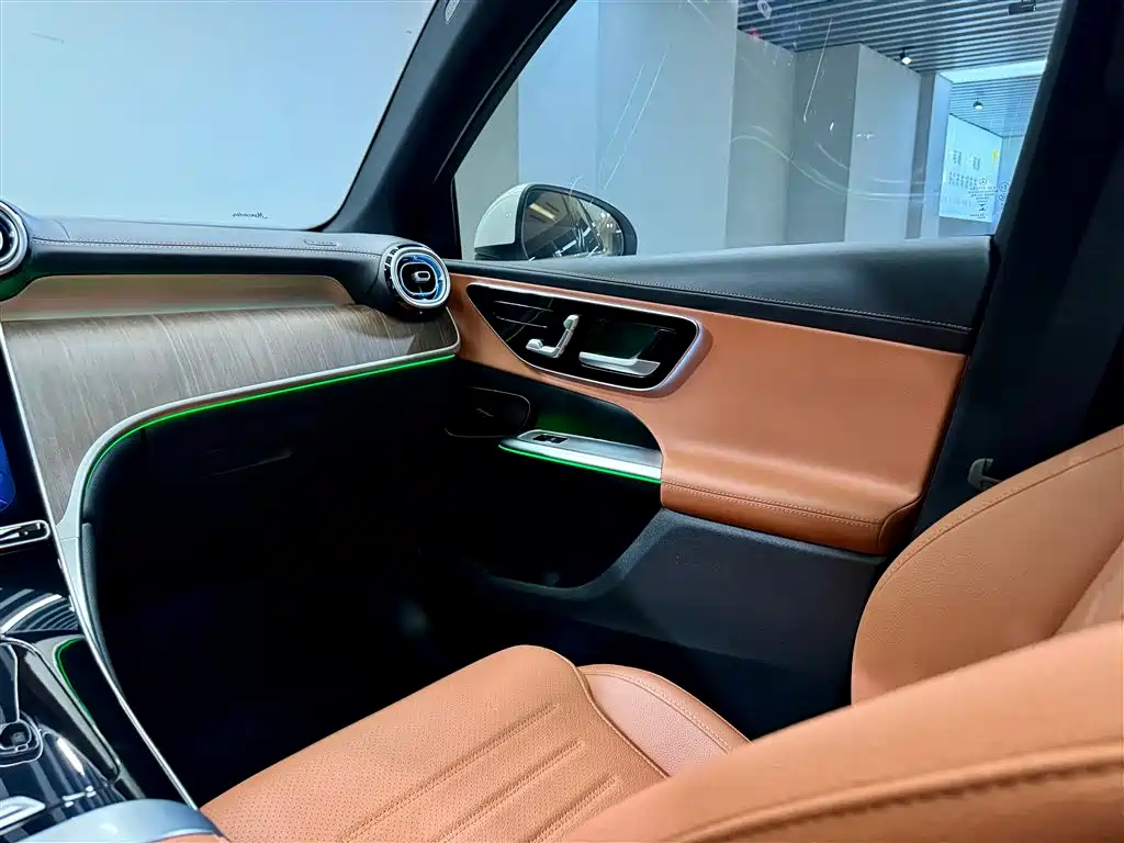 Mercedes-Benz Mercedes-Benz GLC 300 L 4MATIC Dynamic 5-seater (2025 Facelift) 2025 - thumbnail 23