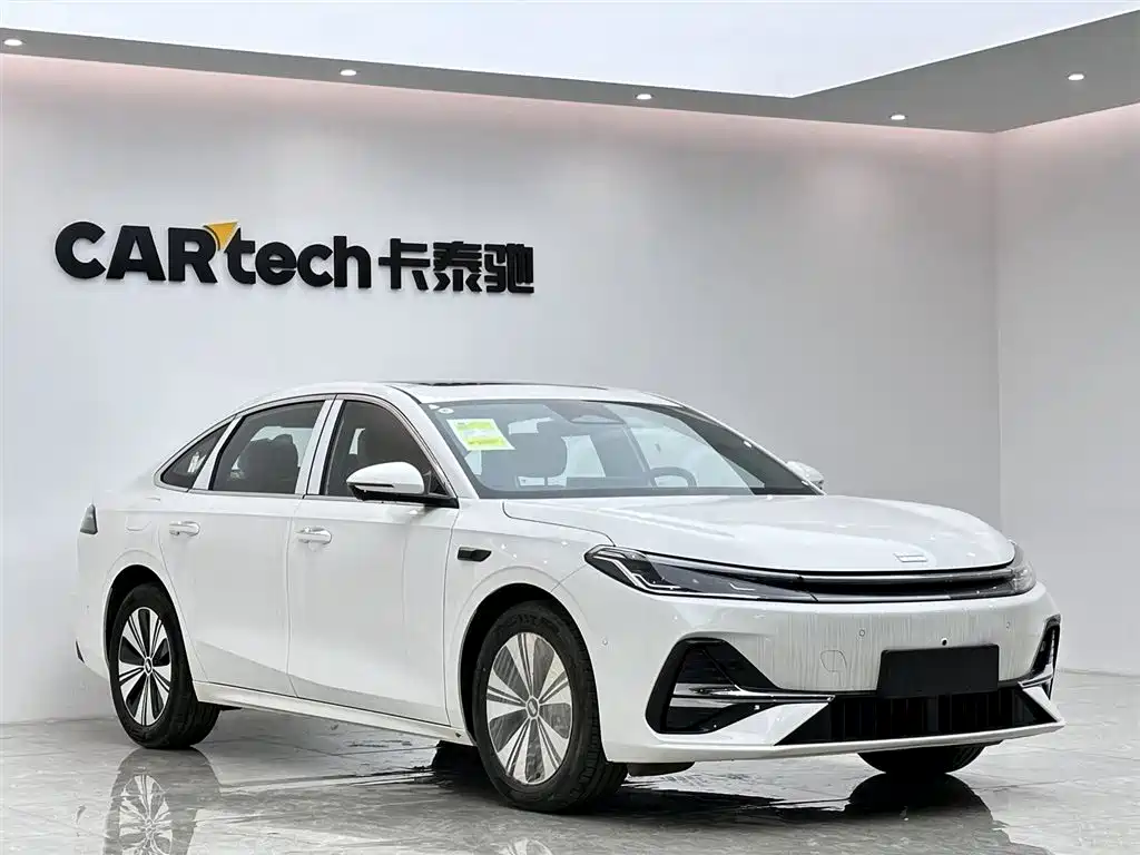 Geely Galaxy Geely Galaxy A7 EM 2025 EM-i 150km Explorer+ Edition 2026 - thumbnail 2