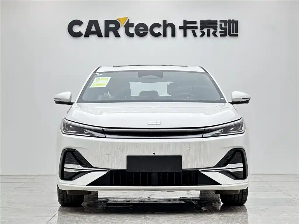 Geely Galaxy Geely Galaxy A7 EM 2025 EM-i 150km Explorer+ Edition 2026 - thumbnail 3