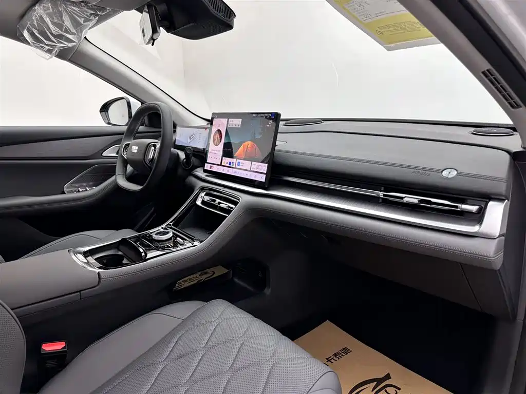 Geely Galaxy Geely Galaxy A7 EM 2025 EM-i 150km Explorer+ Edition 2026 - thumbnail 13