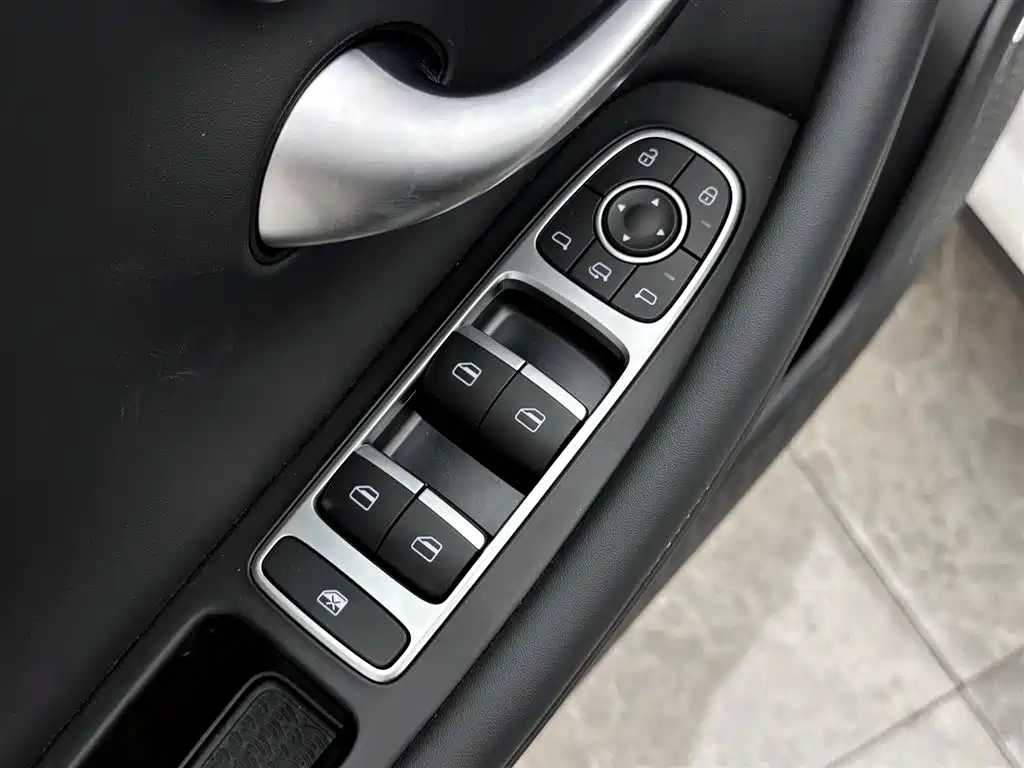 Chery Chery Arrizo 8 2025 1.6T DCT Zhi 2026 - thumbnail 12