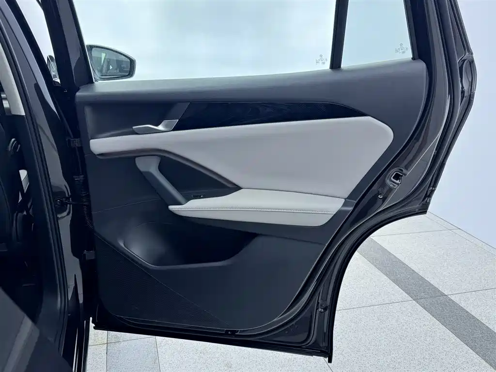 Volkswagen Volkswagen Tayron L 2025 330TSI FWD Elite 2026 - thumbnail 17