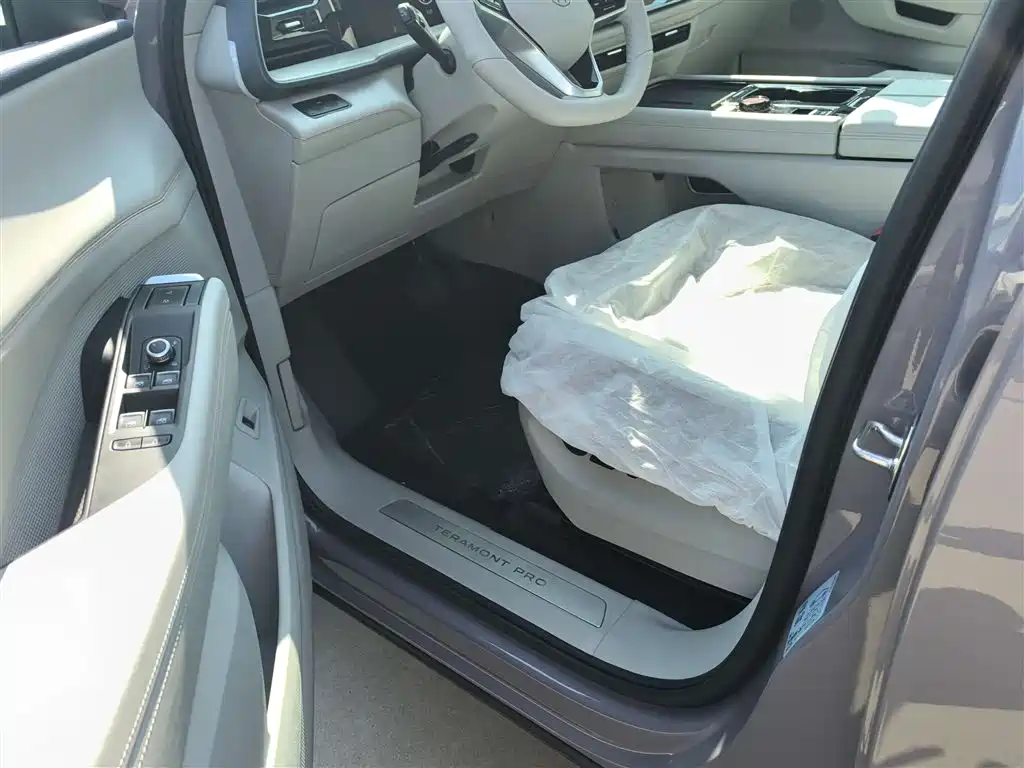 Volkswagen Volkswagen Teramont 2025 Teramont Pro 450TSI AWD Zongheng Edition 2026 - thumbnail 10