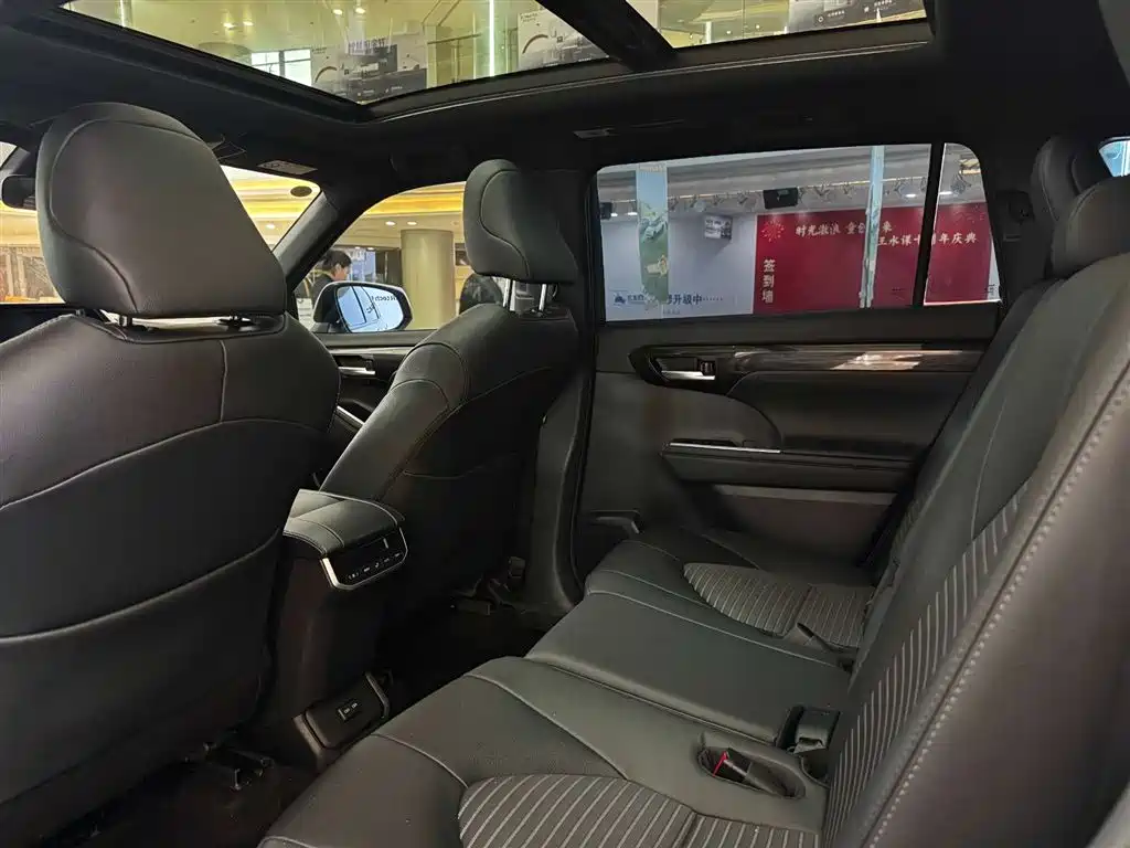 Toyota Toyota Crown Kluger 2023 2.5L HEV AWD Luxury Edition 2024 - thumbnail 11