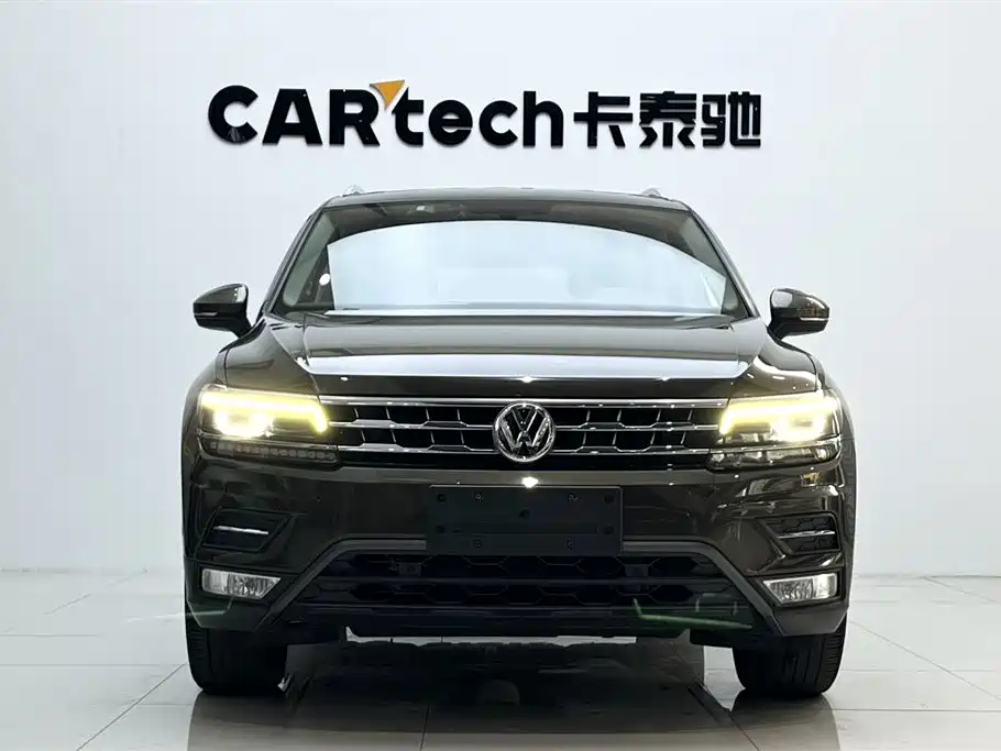 Volkswagen Tiguan L 2017 330TSI Automatic FWD Flagship Edition 2017 - thumbnail 2