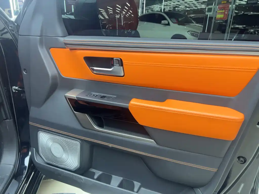 Toyota 2023 Sequoia 3.5T US Spec 2024 - thumbnail 5