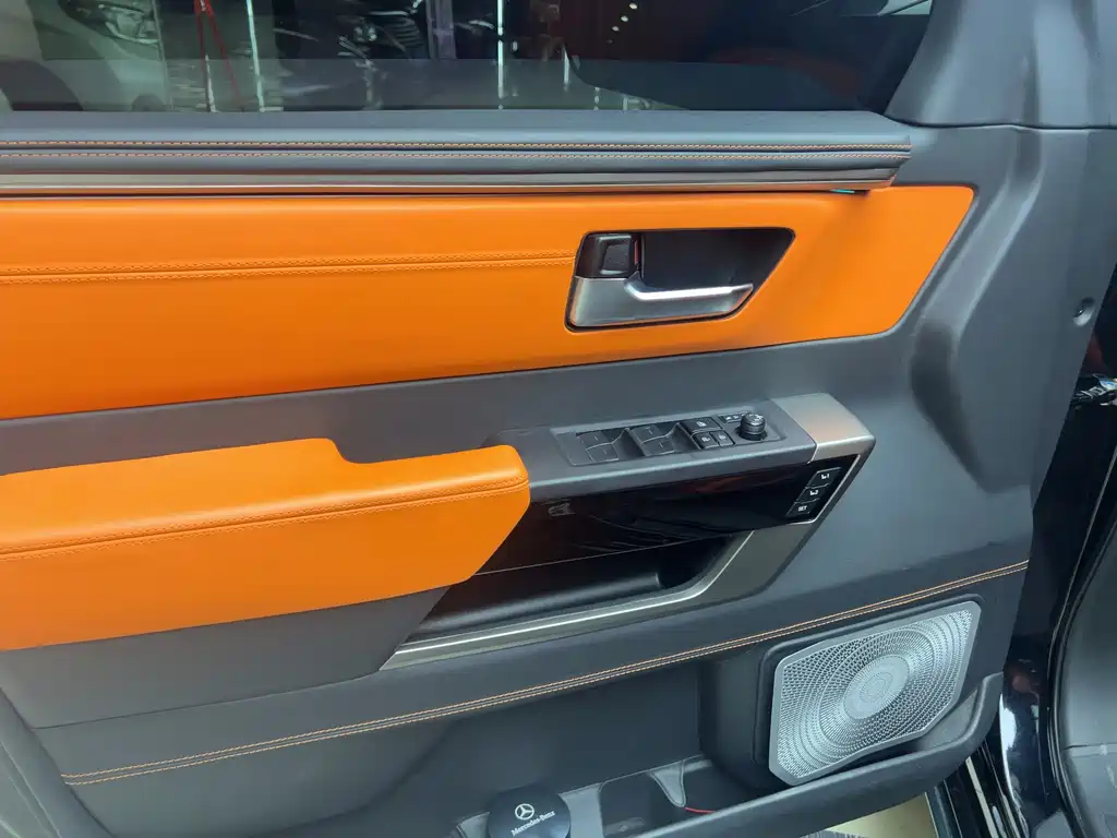 Toyota 2023 Sequoia 3.5T US Spec 2024 - thumbnail 9