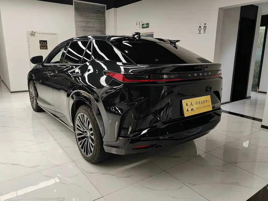 Lexus Lexus RZ 450e AWD 2023 - thumbnail 4