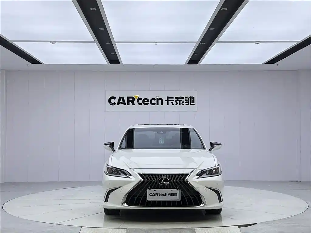 Lexus Lexus ES 2022 200 Excellence Edition 2024 - thumbnail 3