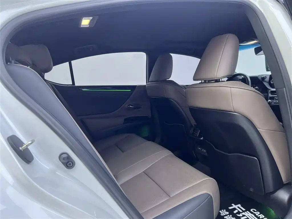 Lexus Lexus ES 2022 200 Excellence Edition 2024 - thumbnail 24