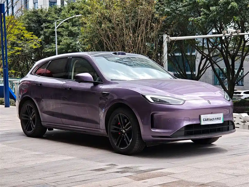 AITO AITO M5 2025 EREV Ultra AWD 2025 - thumbnail 2