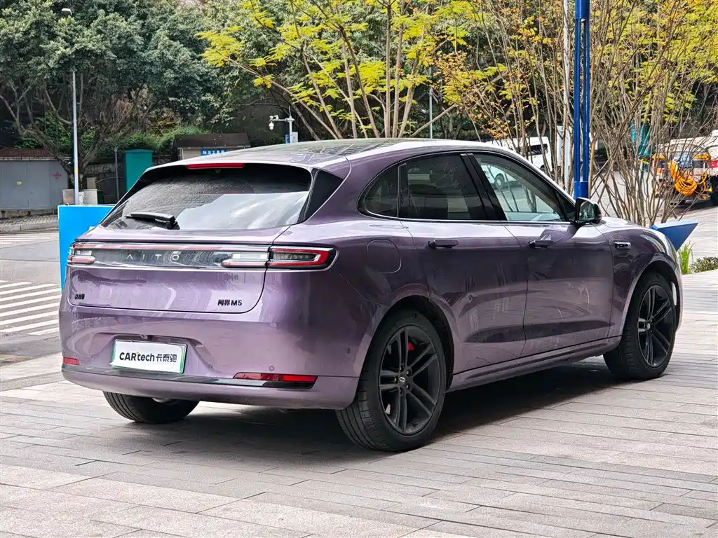 AITO AITO M5 2025 EREV Ultra AWD 2025 - thumbnail 5