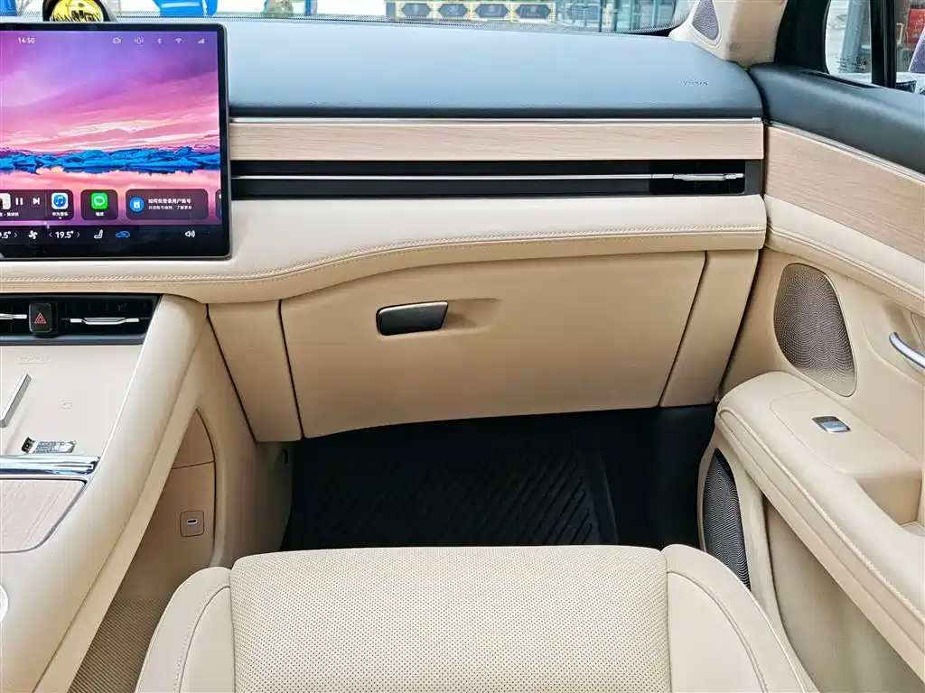 AITO AITO M5 2025 EREV Ultra AWD 2025 - thumbnail 27