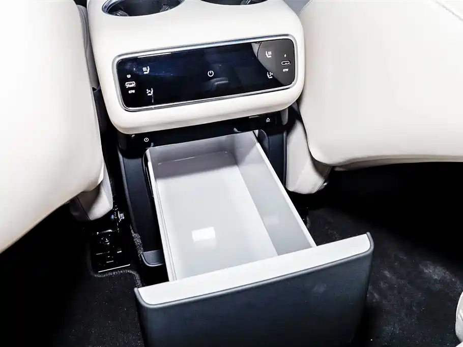 Li Auto Li Auto L8 2025 Ultra Intelligent Refresh Edition 2025 - thumbnail 22
