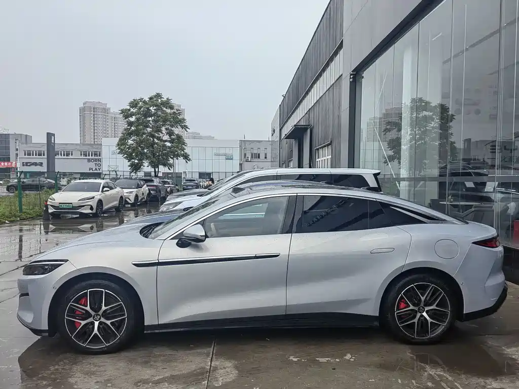 BYD Han L 2025 EV AWD LiDAR Flagship 2025 - thumbnail 2