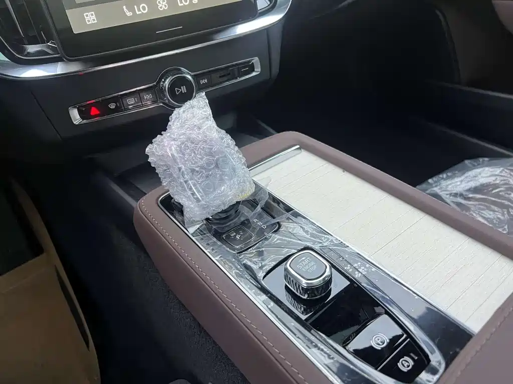 Volvo Volvo S90 2026 B5 Zhiyuan Luxury Edition 2026 - thumbnail 4