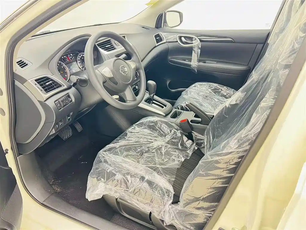 Nissan Nissan Sylphy Classic 1.6XE CVT Comfort Edition (2024 Facelift II) 2026 - thumbnail 12