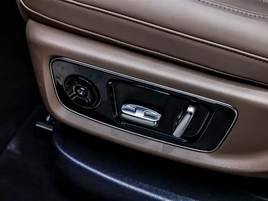 Li Auto Li Auto L8 2025 Ultra Smart Refresh Edition 2025 - thumbnail 27