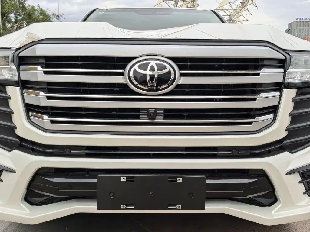 Toyota Toyota Land Cruiser 2025 4.0L Automatic 2026 - thumbnail 4