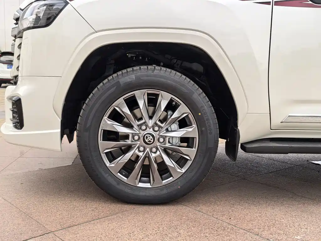 Toyota Toyota Land Cruiser 2025 4.0L Automatic 2026 - thumbnail 5