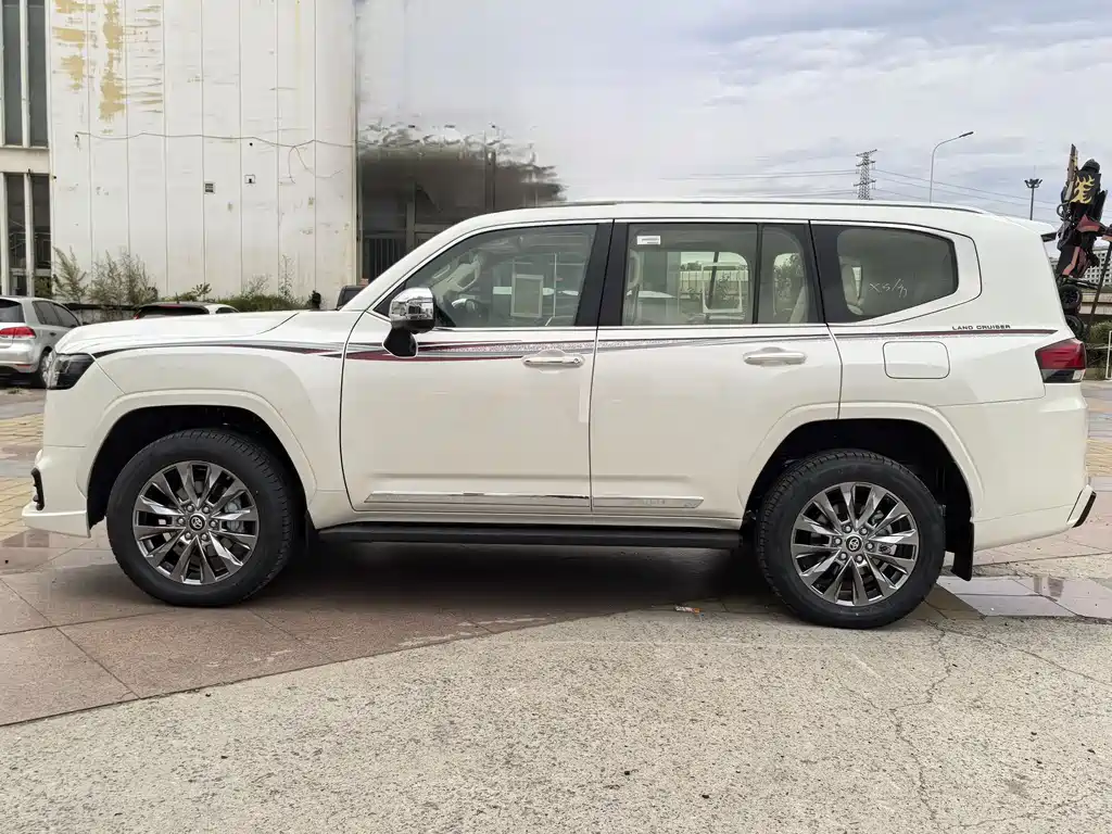 Toyota Toyota Land Cruiser 2025 4.0L Automatic 2026 - thumbnail 7