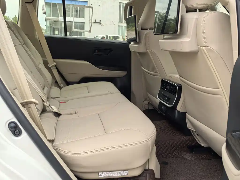 Toyota Toyota Land Cruiser 2025 4.0L Automatic 2026 - thumbnail 13