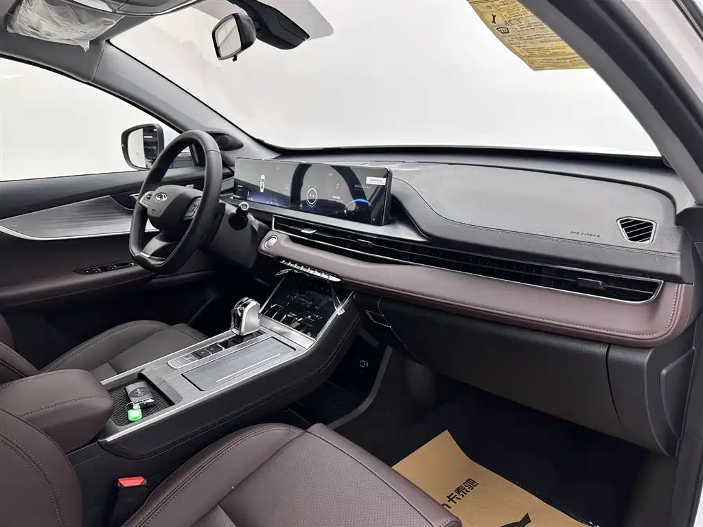 Chery Chery Tiggo 7 2025 Excellence Edition 1.5T CVT Luxury 2026 - thumbnail 15