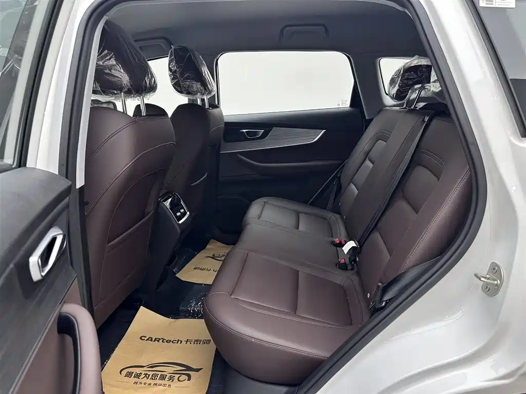 Chery Chery Tiggo 7 2025 Excellence Edition 1.5T CVT Luxury 2026 - thumbnail 16