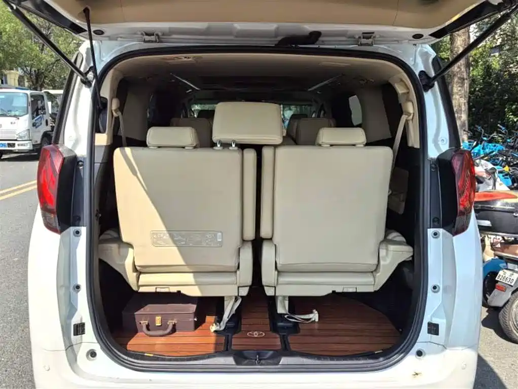 Toyota Toyota Alphard 2015 3.5L Premium Edition 2018 - thumbnail 6