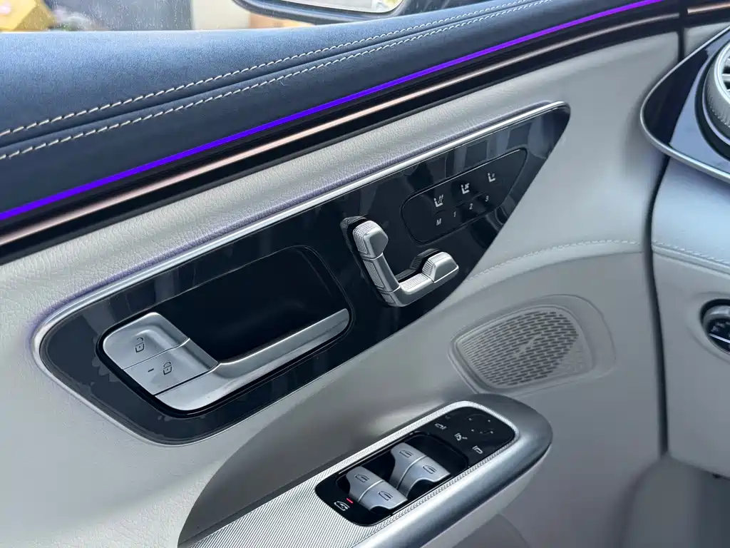 Mercedes-Benz Mercedes-Benz EQE SUV 500 4MATIC 2026 - thumbnail 14