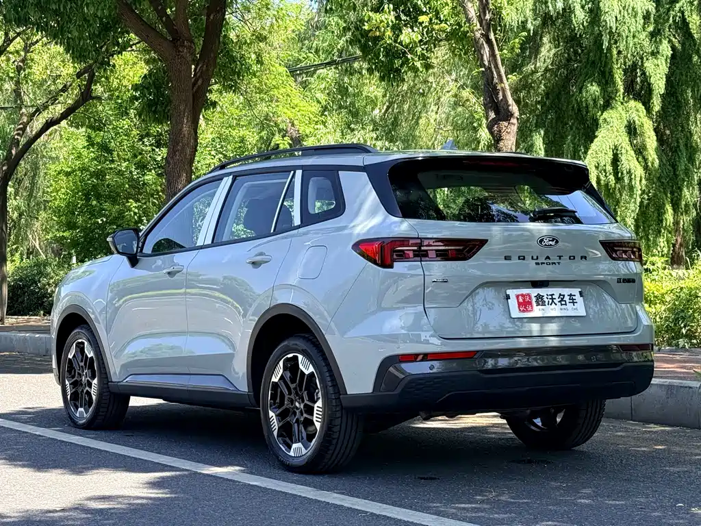 Ford Equator Sport PHEV 2025 Platinum Edition 2026 - thumbnail 4
