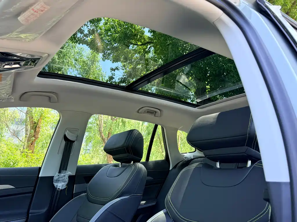 Ford Equator Sport PHEV 2025 Platinum Edition 2026 - thumbnail 8