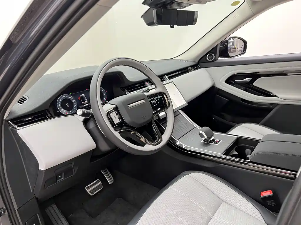 Land Rover Range Rover Evoque L SE 2026 - thumbnail 10