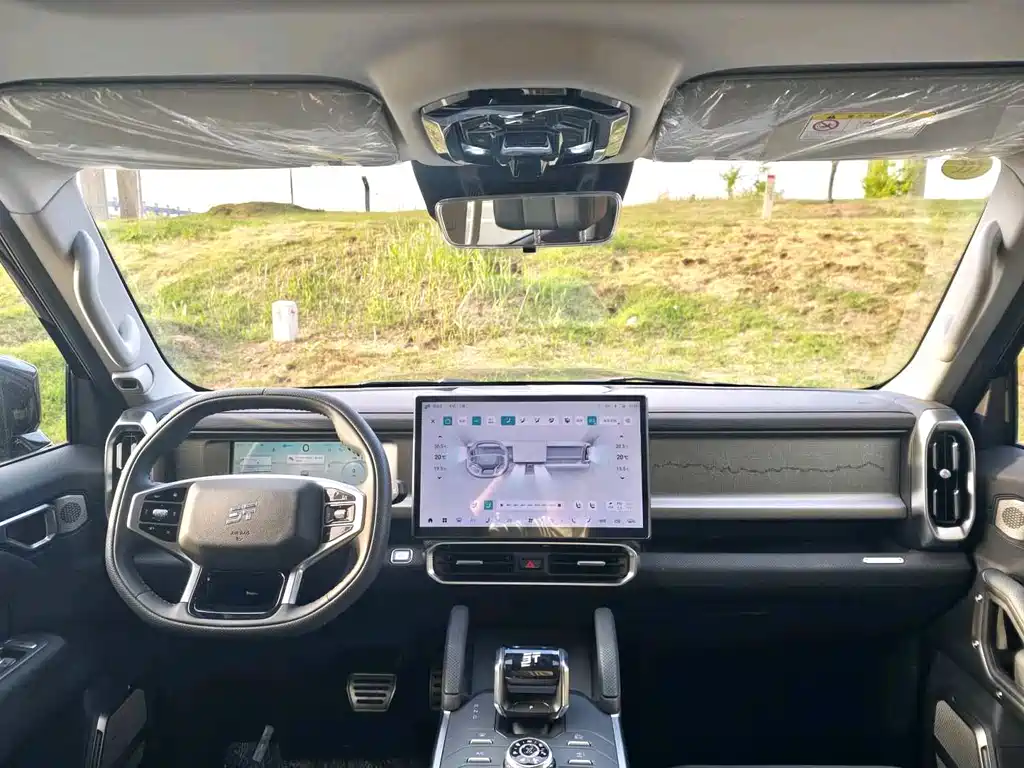 Jetour Shanhai Jetour Traveler C-DM 206KM AWD Mountain Edition 2026 - thumbnail 5