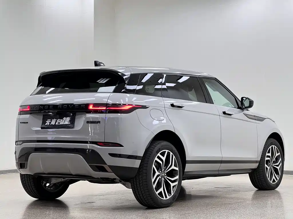 Land Rover Range Rover Evoque L SE 2026 - thumbnail 6
