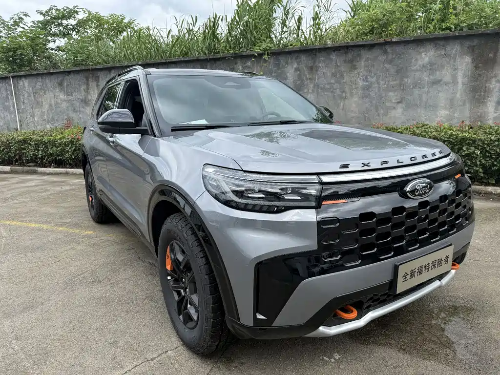 Ford Explorer 2025 2.3T EcoBoost Kunlun Edition 5-Seater 2026 - thumbnail 2