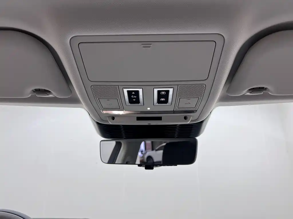 Land Rover Range Rover Evoque L SE 2026 - thumbnail 25