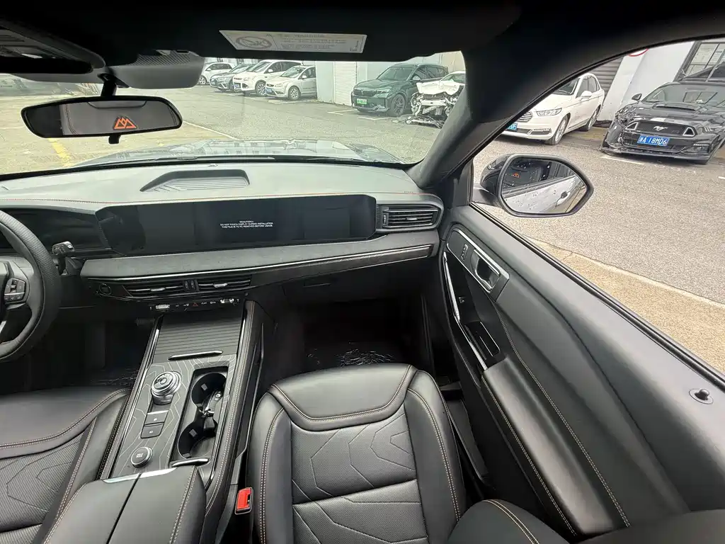 Ford Explorer 2025 2.3T EcoBoost Kunlun Edition 5-Seater 2026 - thumbnail 12