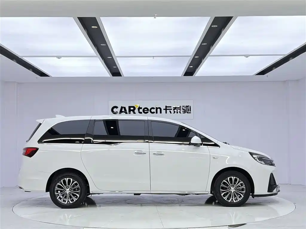 Buick Buick GL8 2023 Facelift Land Business Class Luxury 2023 - thumbnail 4