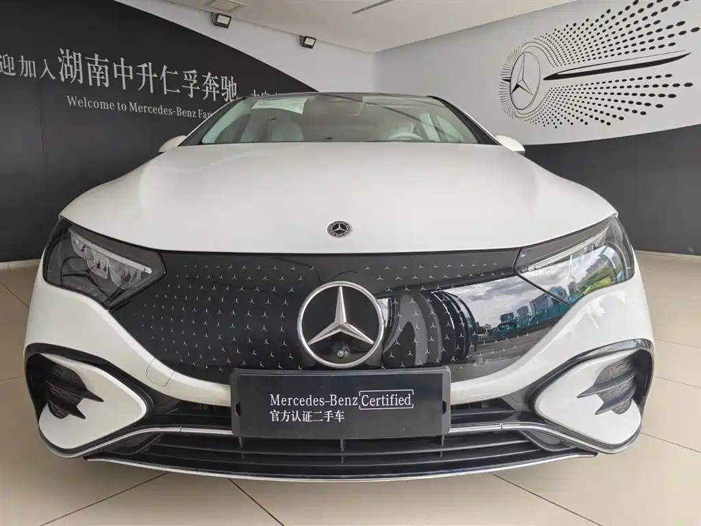 Mercedes-Benz Mercedes-Benz EQE 500 4MATIC 2025 - thumbnail 2