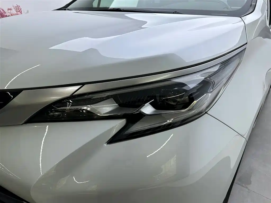 Toyota Toyota Sienna 2021 2.5L Hybrid Luxury Edition 2023 - thumbnail 9