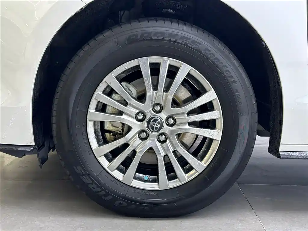 Toyota Toyota Sienna 2021 2.5L Hybrid Luxury Edition 2023 - thumbnail 11