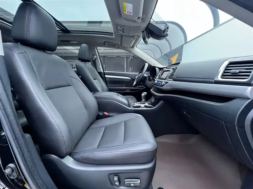 Toyota Highlander 2020 2.0T AWD Million Edition 7-Seater 2021 - thumbnail 15