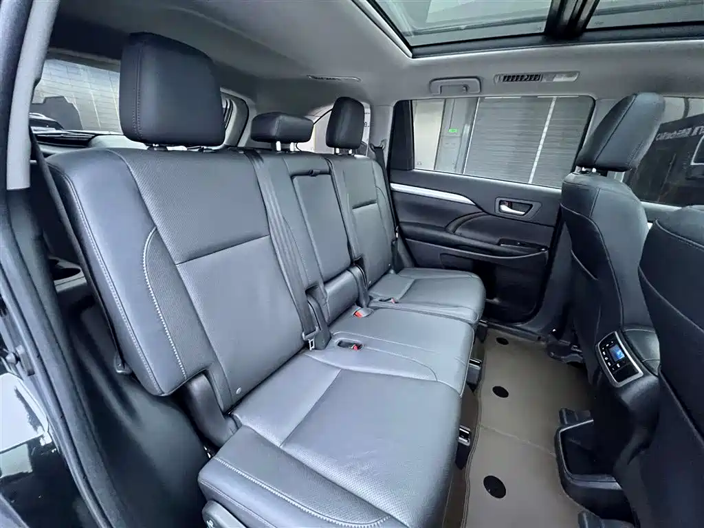 Toyota Highlander 2020 2.0T AWD Million Edition 7-Seater 2021 - thumbnail 16