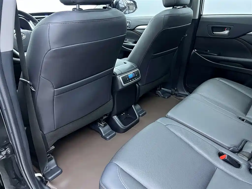 Toyota Highlander 2020 2.0T AWD Million Edition 7-Seater 2021 - thumbnail 21