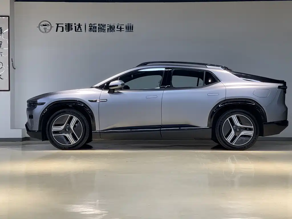 Changan Qiyuan Changan Qiyuan E07 2025 BEV AWD 90kWh Dacheng Edition 2026 - thumbnail 3