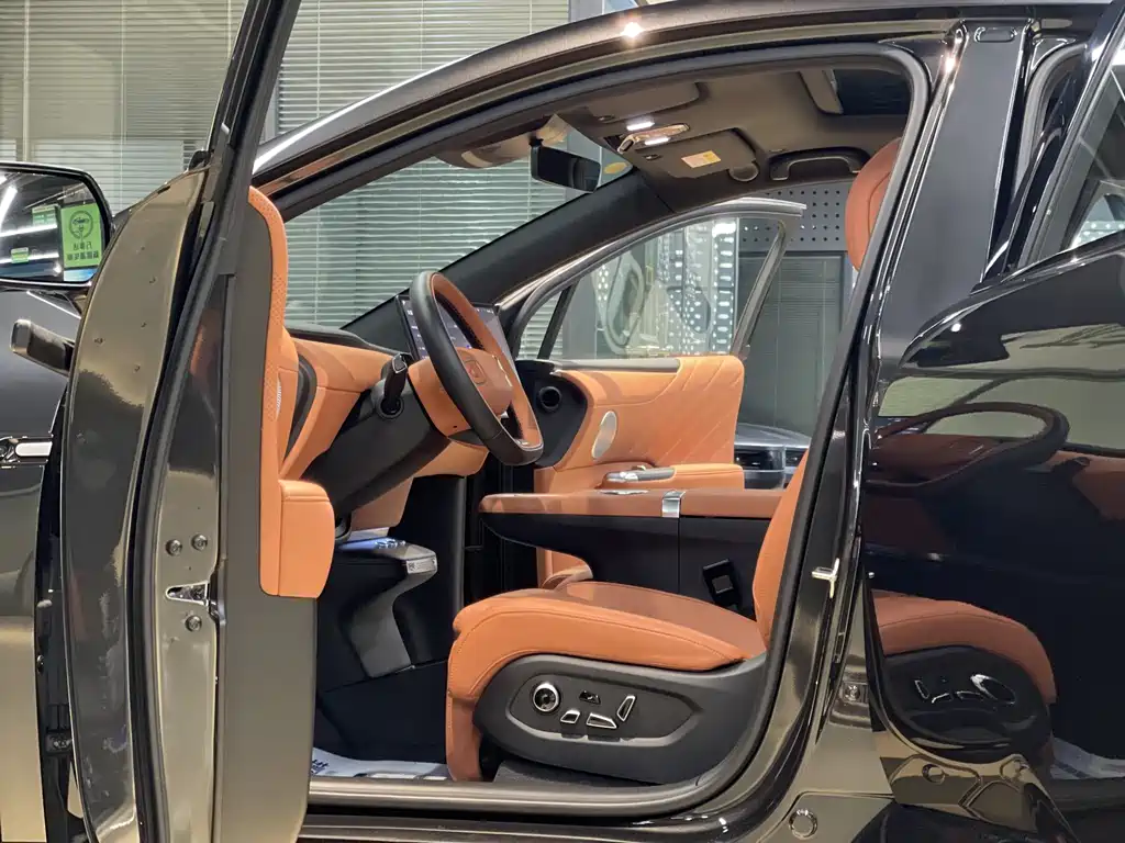 Changan Qiyuan Changan Qiyuan E07 2025 EREV FWD 39kWh Max Intelligent Driving Edition 2026 - thumbnail 6