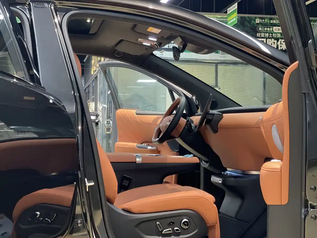Changan Qiyuan Changan Qiyuan E07 2025 EREV FWD 39kWh Max Intelligent Driving Edition 2026 - thumbnail 16